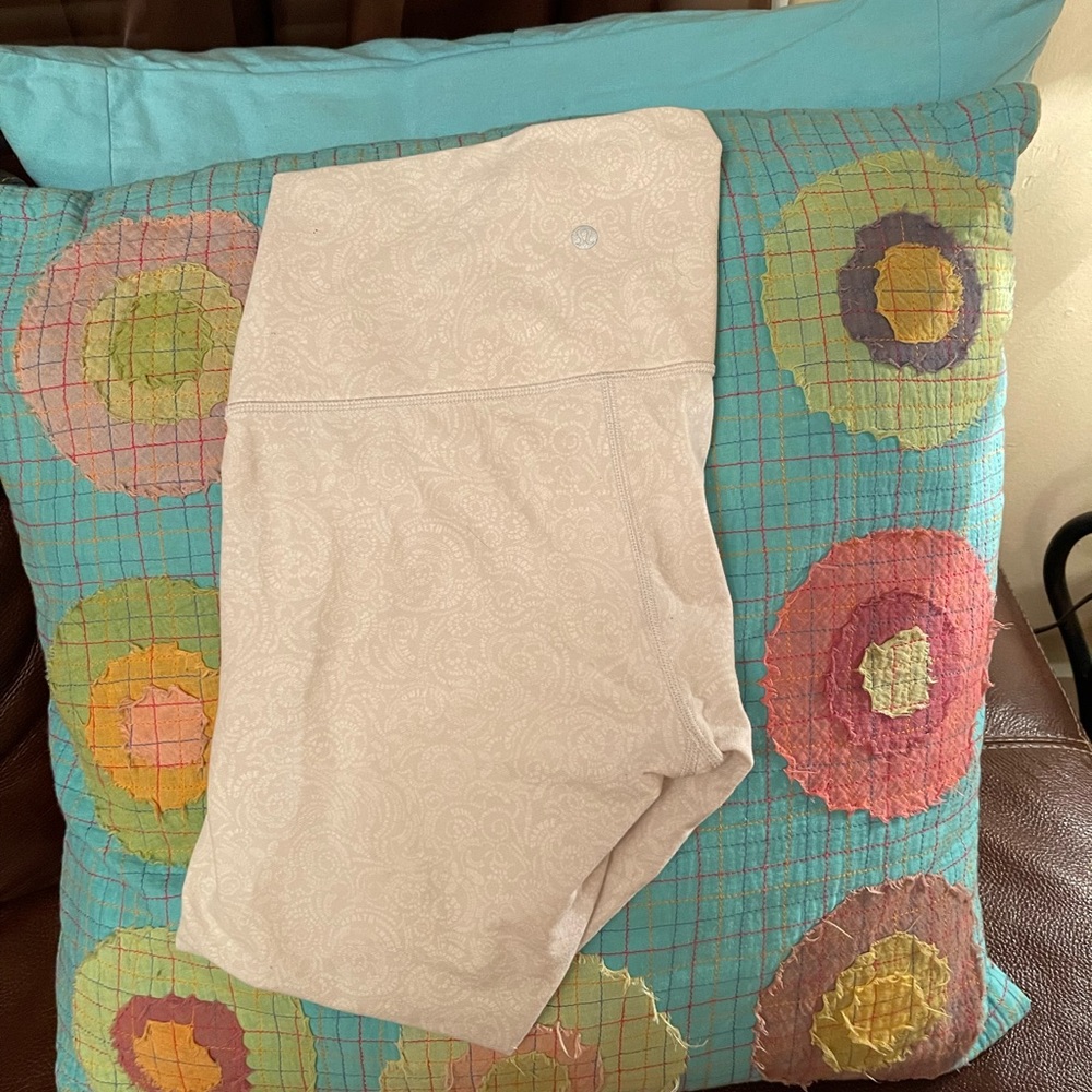 Lululemon leggings